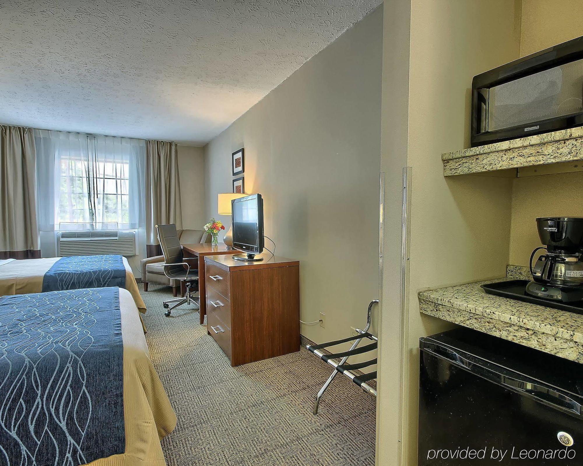 Wyndham Garden Hotel Cross Lanes צ'ארלסטון מראה חיצוני תמונה