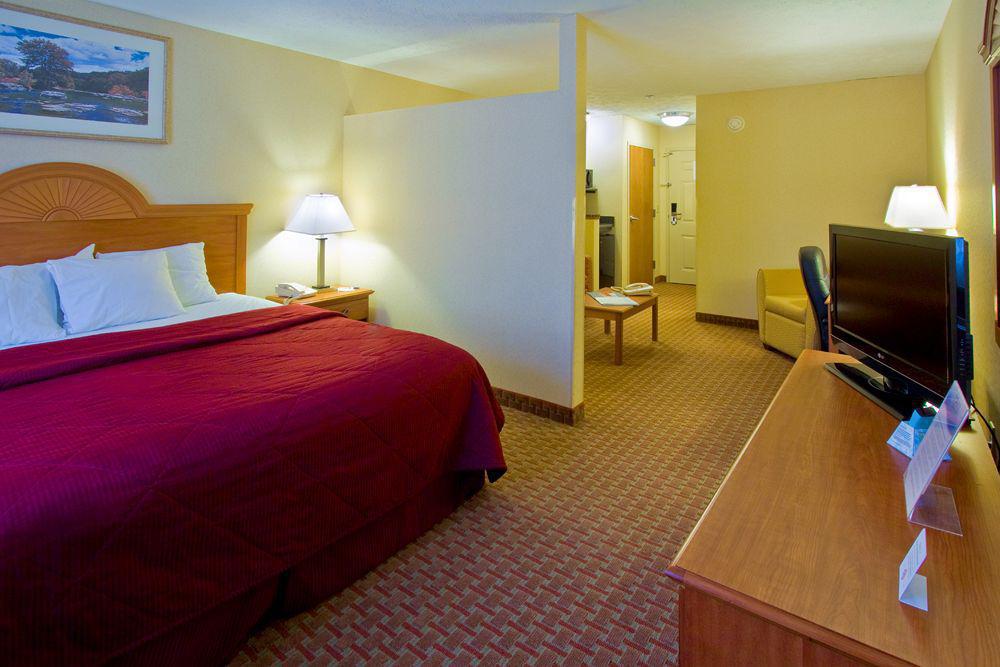 Wyndham Garden Hotel Cross Lanes צ'ארלסטון מראה חיצוני תמונה